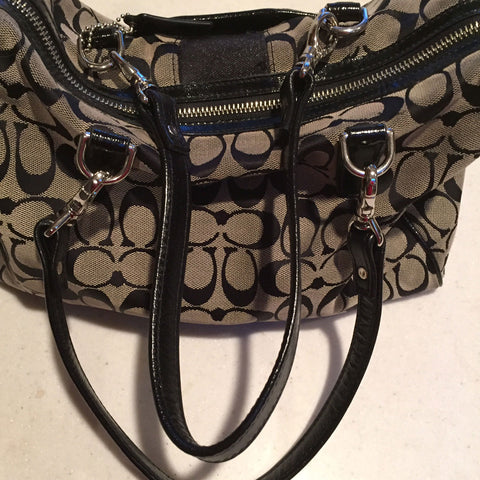 coach handbage with replacement black patent glossy handles